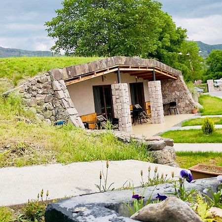 Hotel Hobbiton Near Vardzia Caves T'mogvi 외부 사진