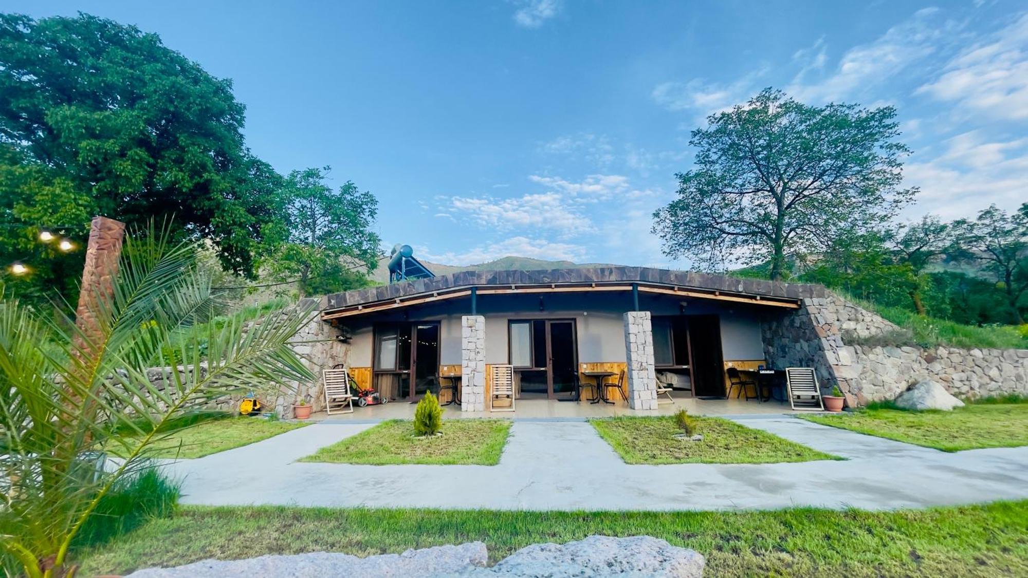 Hotel Hobbiton Near Vardzia Caves T'mogvi 외부 사진